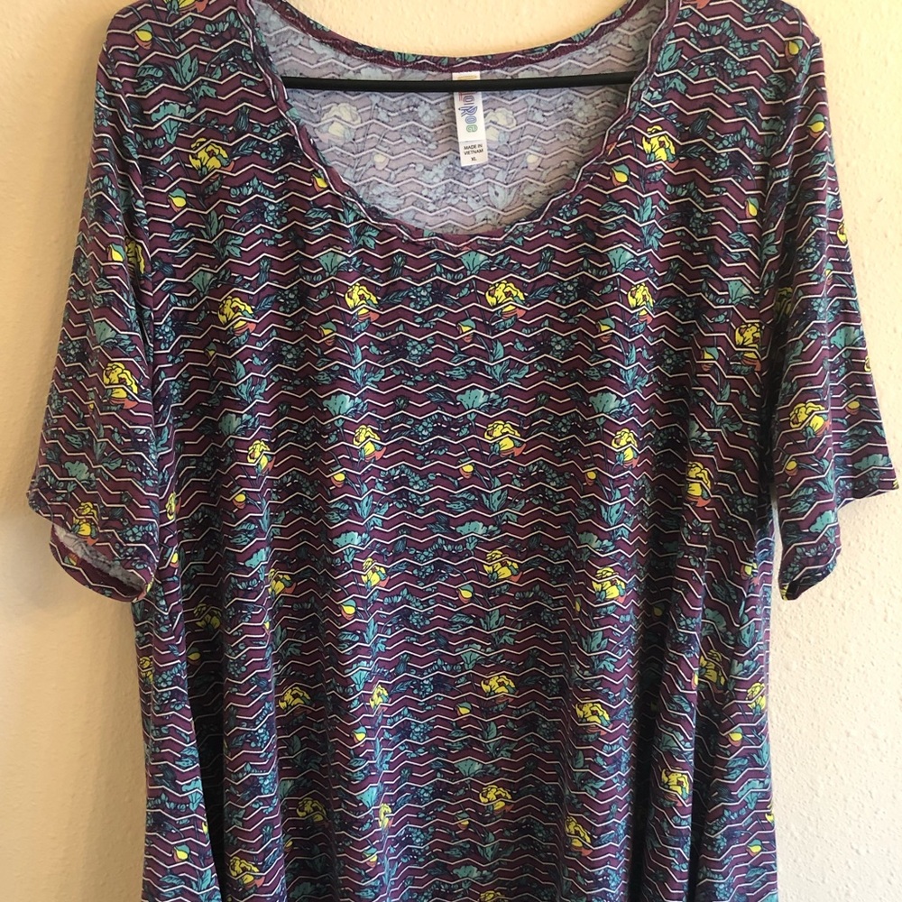 LuLaRoe Perfect T
